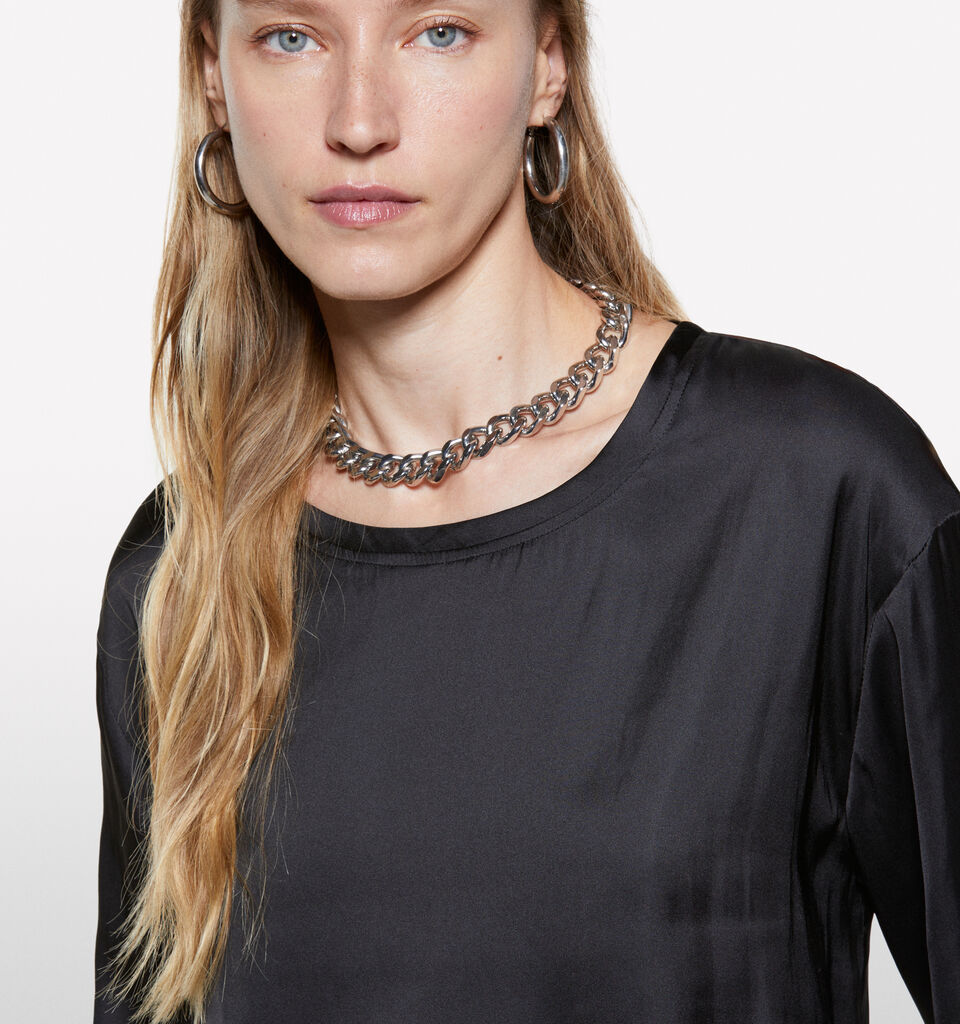 Black oversized satin blouse - women's blouses - Black | Sisley image number 4